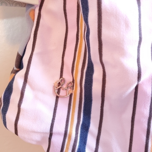 New Maaji Honey Heavenly Striped Reversible One Piece Swimsuit NWT Size Medium - Picture 9 of 16